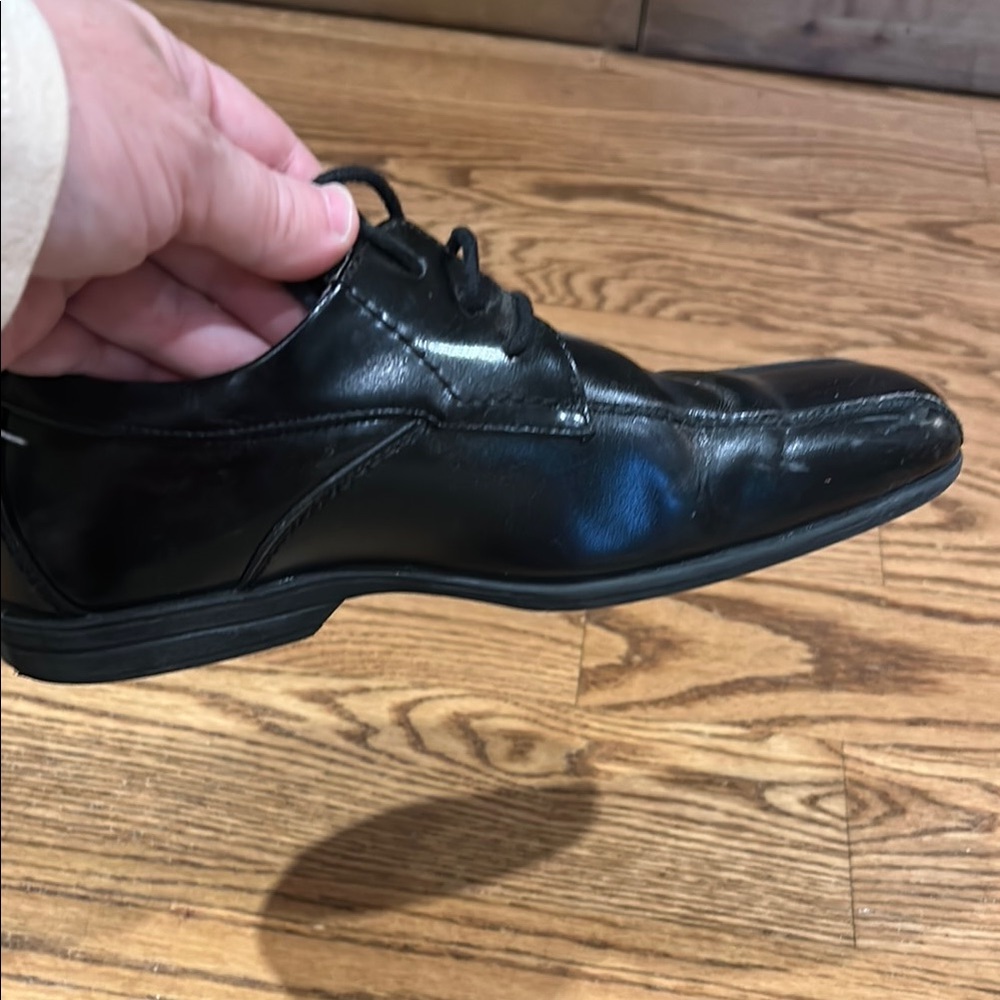Florsheim Black Dress Shoes with Polished Leather - Picture 5 of 12